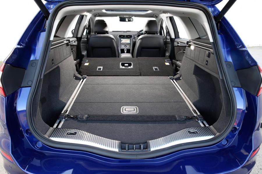  Ford Mondeo Titanium Wagon 2015 года  (AU) (фото 10 из 11)